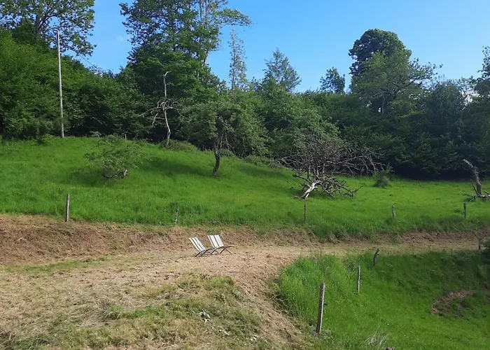 Knus Tiny House La Coume 公寓